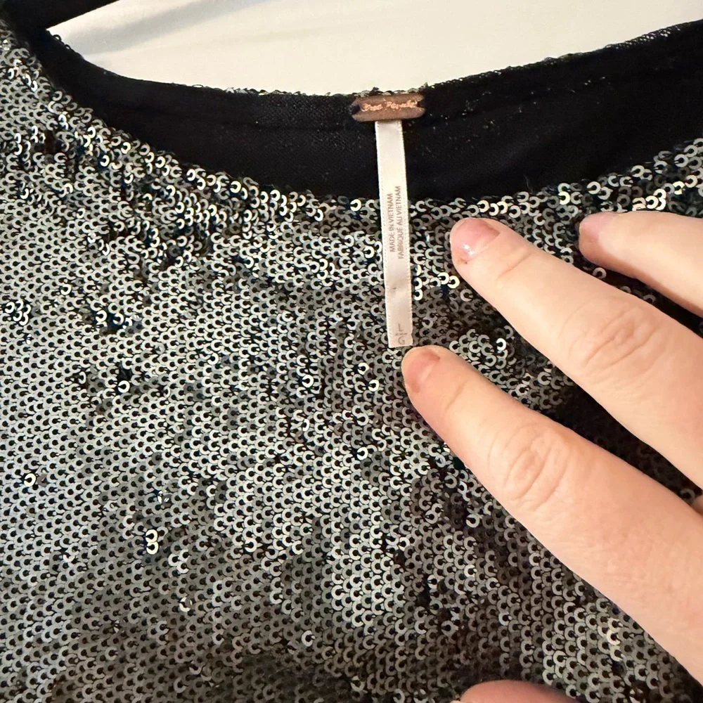 Manuka Sequins Mini In Grey gunmetal